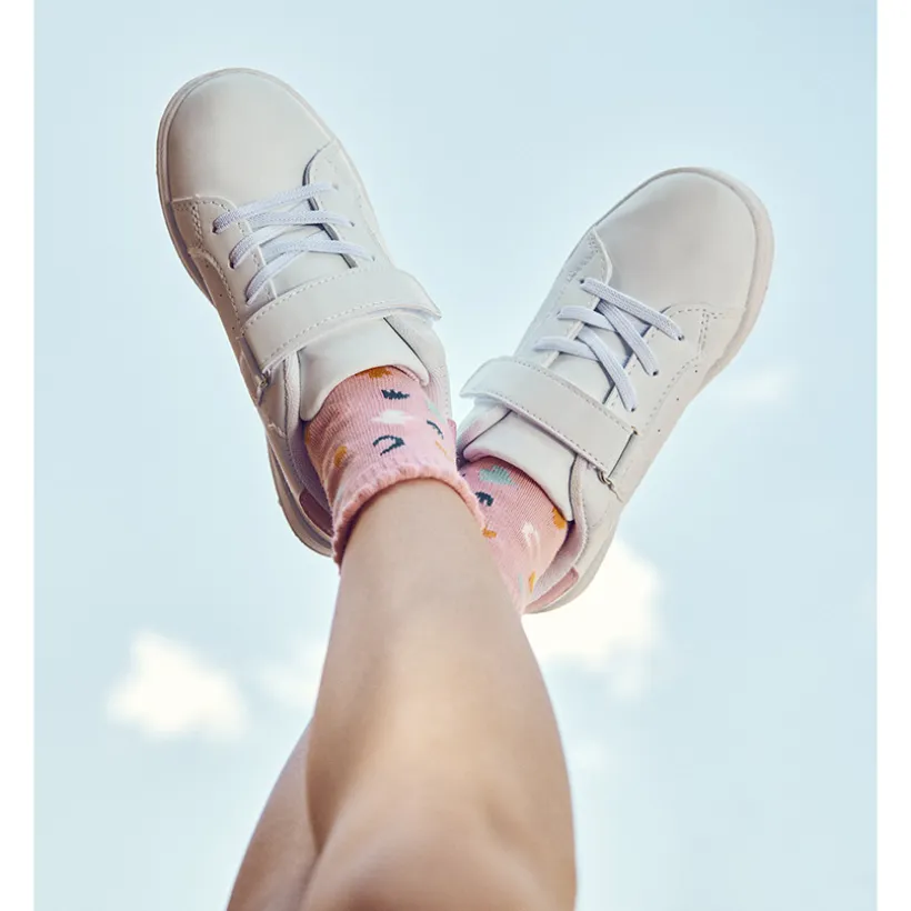 Baskets basses avec lacets et scratch pour fille