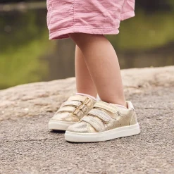 Baskets basses dorées effet irisé pour fille