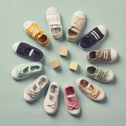 Baskets basses en toile lacets élastiqués et scratch pour bébé garçon