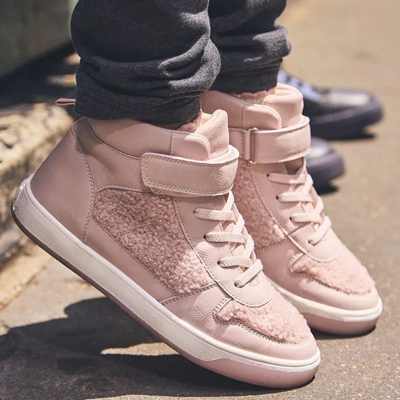 Baskets montantes à moumoutte rose avec lacets et velcros pour fille