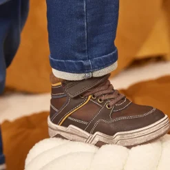 Bottillon avec velcro et élastiques pour garçon