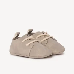 Bottillons gris clair à lacets pour bébé garçon