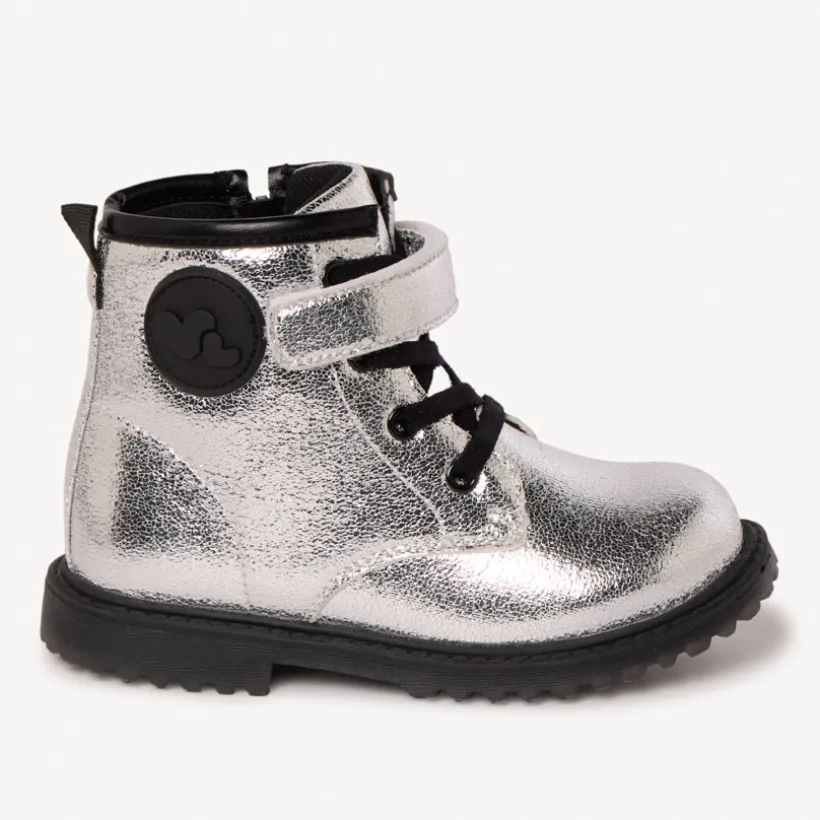 Bottines argentées à badge cœurs pour fille