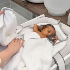 Cape de bain XL avec anneau de dentition Dry'n Play White