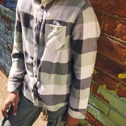 Chemise manches longues à carreaux avec poche pour garçon