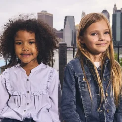 Chemise manches longues en toile avec empiècement volanté pour fille