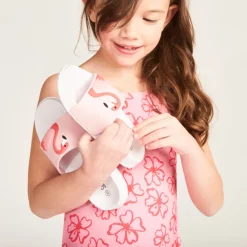 Claquettes flamant rose en relief pour fille avec lanière selon la pointure