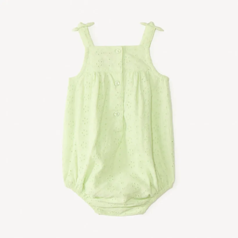 Combinaison courte en broderie anglaise fantaisie pour bébé fille