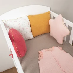 Coussin décoratif rond en tétra modulable en tour de lit ou de parc