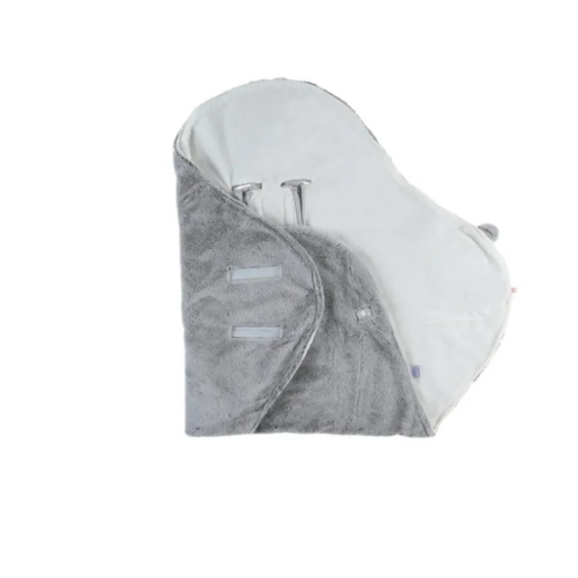 Couverture de promenade en fausse fourrure - Gris clair