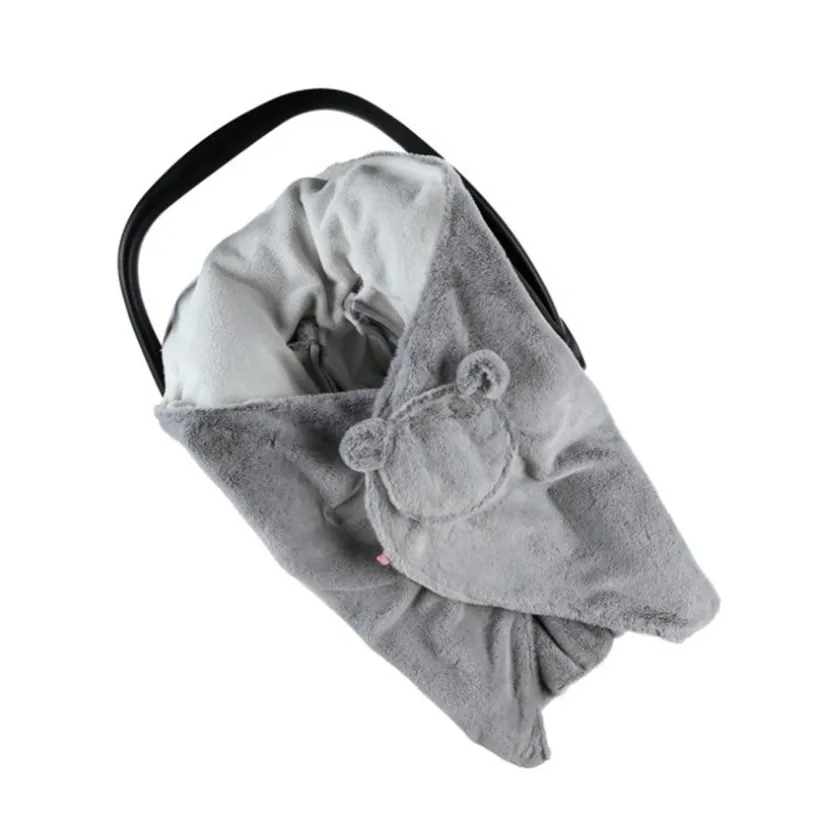 Couverture de promenade en fausse fourrure - Gris clair