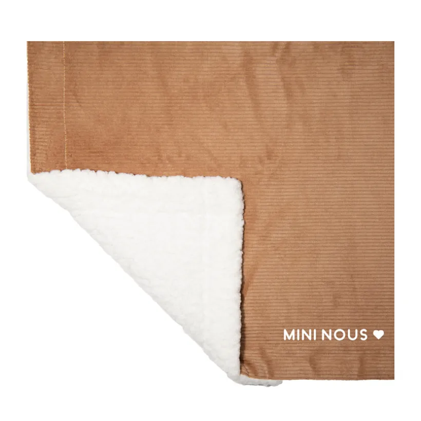 Couverture en velours côtelé 70 x 90 cm "Mini nous" marron clair