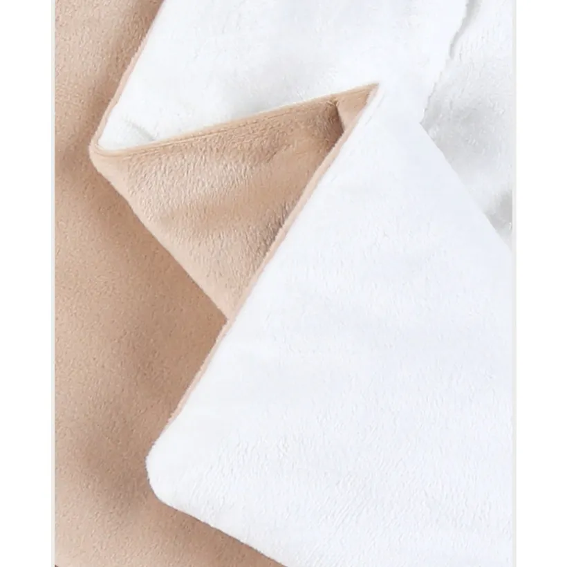 Couverture veloudoux 75x100cm Fluffy Orso Lily Ecru
