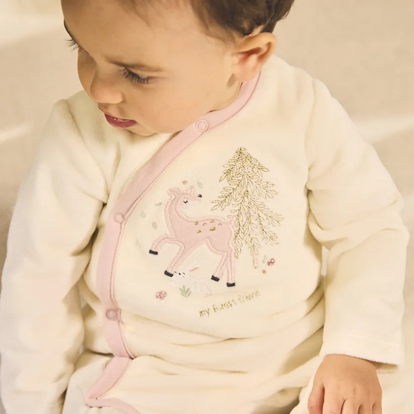Dors-bien en velours fantaisie avec doudou assorti pour bébé fille (ouvertures différentes selon l'âge)