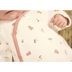 Dors-bien imprimé pour bébé fille avec ouvertures différentes selon l'âge