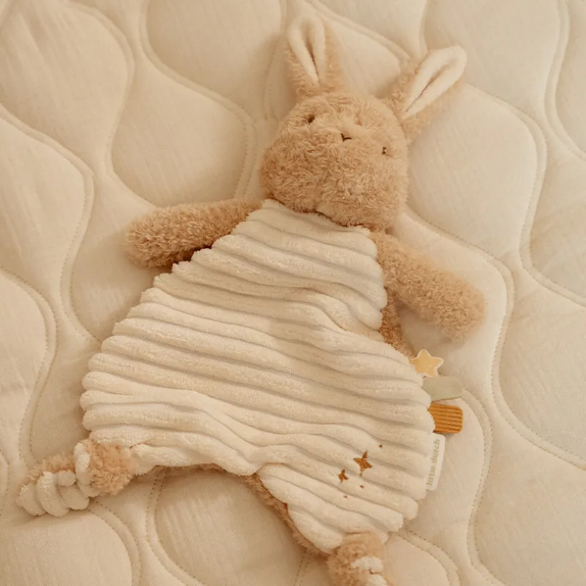 Doudou lapin plat Newborn Naturals avec nouettes