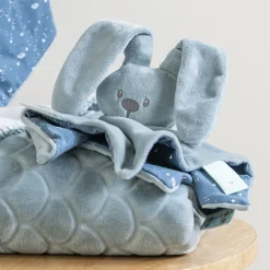 Doudou plat lapin Lapidou bleu ciel avec imprimé phosphorescent