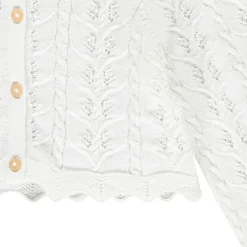 Gilet court en tricot ajouré pour bébé fille