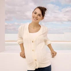 Gilet en tricot ajouré à gros boutons pour femme