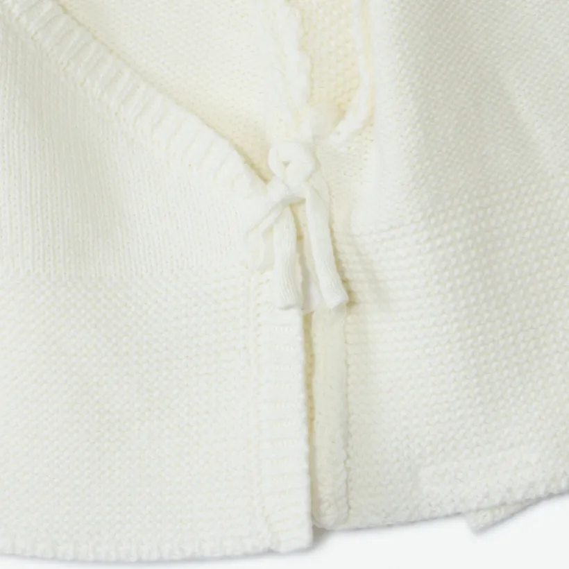 Gilet en tricot effet cache-cœur pour bébé prématuré