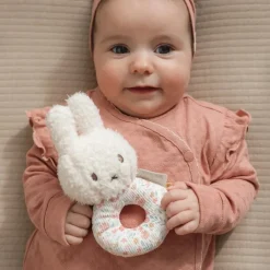 Hochet Miffy le lapin avec anneau fleuri Lucky Blossom