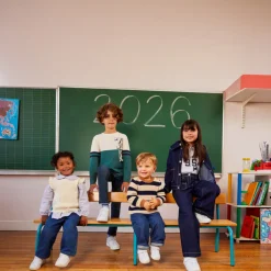 Jean fille coupe large uni avec poches plaquées