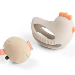 Jouet de préhension et dentition avec hochet Clucky Sable