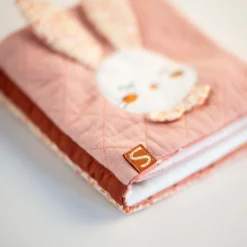 Livre d'éveil Esmée