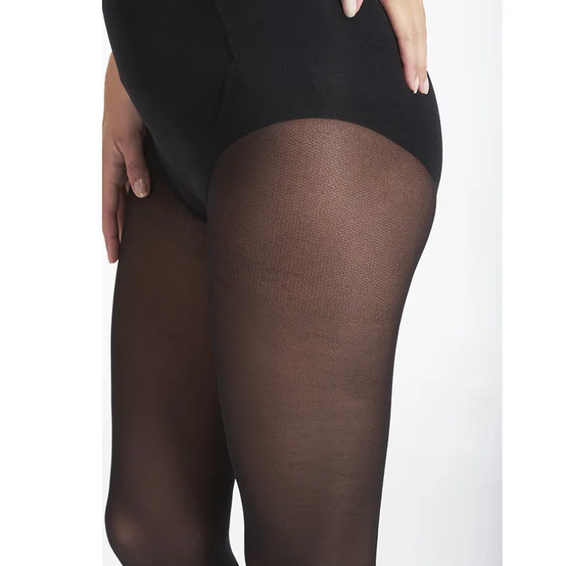 Paire de collants de grossesse fins et unis