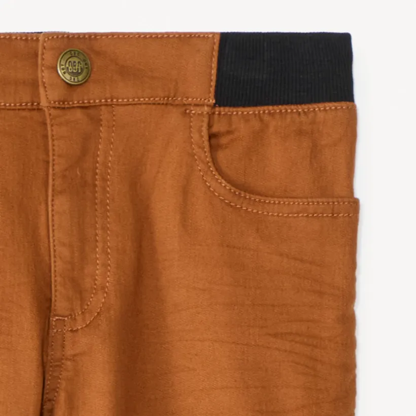Pantalon uni à taille élastiquée pour garçon