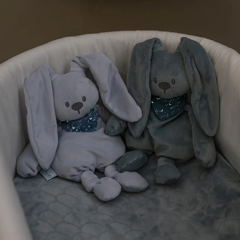 Peluche - Lapin avec foulard phosphorescent - Vert de gris - 30 cm