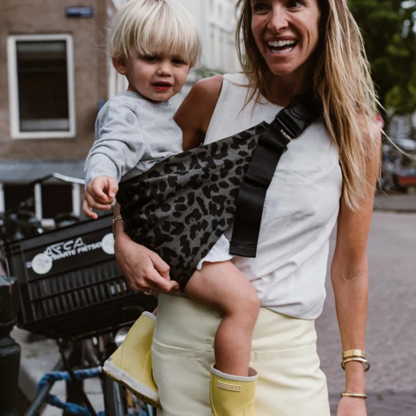 Porte bébé léopard gris - 9 mois à 4 ans
