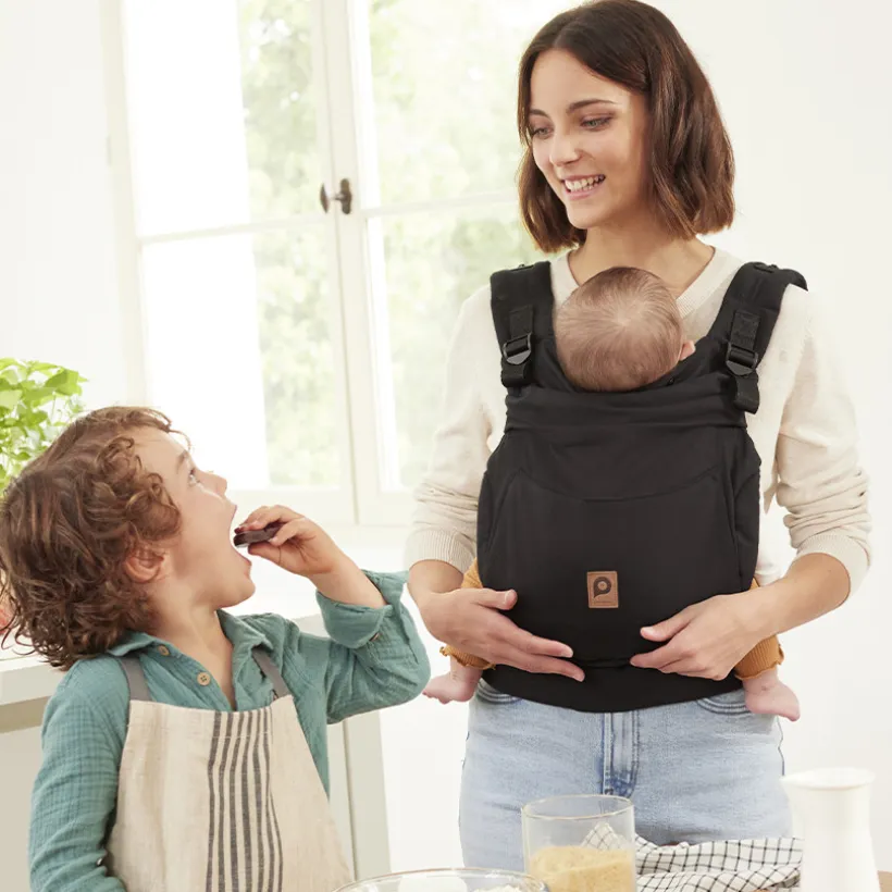 Porte-bébé physiologique préformé évolutif