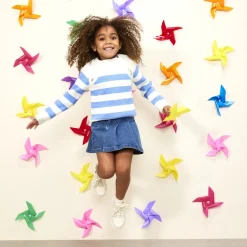 Pull en tricot rayé avec emmanchures ajourées pour fille
