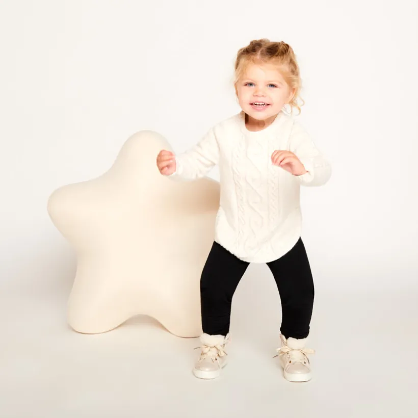 Pull poncho en tricot uni pour bébé fille