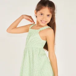 Robe à bretelles en broderie anglaise pour fille