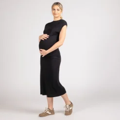 Robe longue de grossesse sans manches et moulante unie