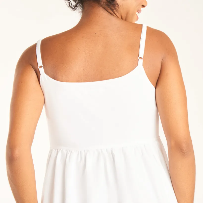Robe longue en voile et broderie anglaise pour femme enceinte