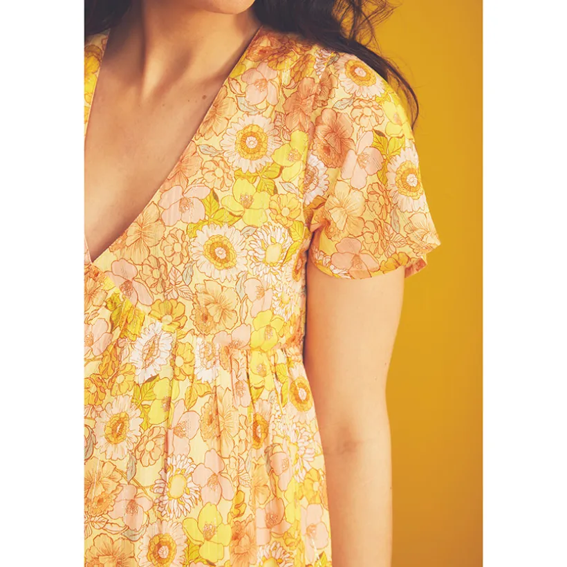 Robe manches courtes volantée imprimé rétro pour femme