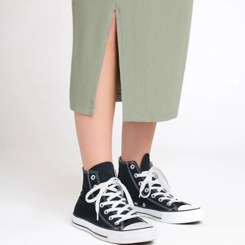 Robe manches longues en maille côtelée uni pour femme