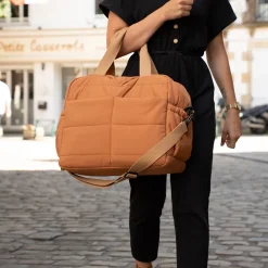 Sac à langer matelassé avec tapis Pluméa ocre