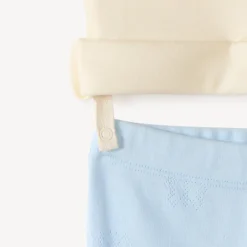 Set de pyjama 2 pièces t-shirt + pantalon print fleurs pour bébé fille (finitions différentes selon l'âge)