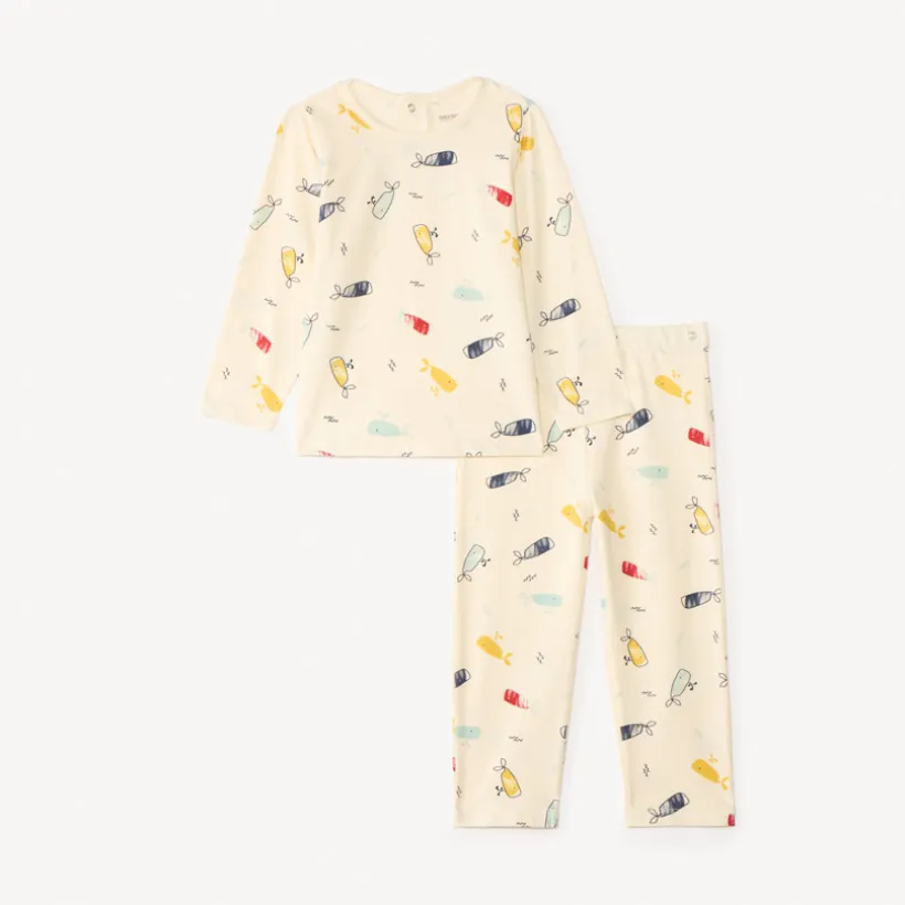 Set pyjama 2 pièces pour bébé garçon avec finitions différentes selon l'âge