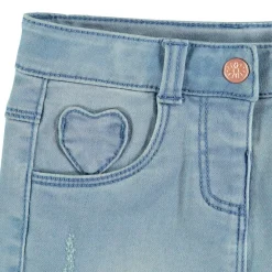 Short en jean avec patch forme coeur
