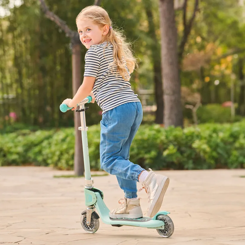 Trottinette Flow Foldable Junior Lights vert menthe