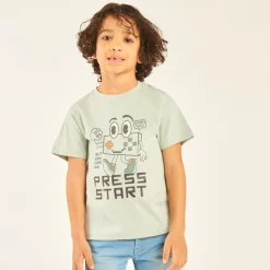 T-shirt manches courtes print et broderie fantaisie pour garçon